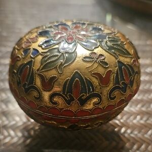 Vintage Cloisine' Trinket Box